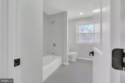 616 Hyde Rd, Silver Spring, MD 20902 photo 23