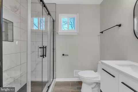 616 Hyde Rd, Silver Spring, MD 20902 photo 30