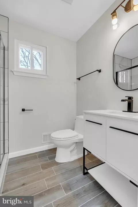 616 Hyde Rd, Silver Spring, MD 20902 photo 31