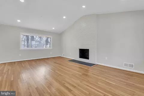 616 Hyde Rd, Silver Spring, MD 20902 photo 18