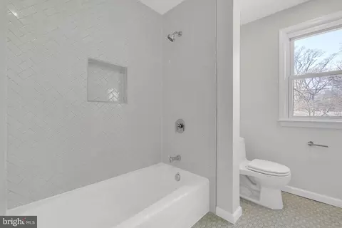 616 Hyde Rd, Silver Spring, MD 20902 photo 25