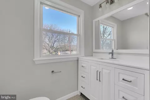 616 Hyde Rd, Silver Spring, MD 20902 photo 24