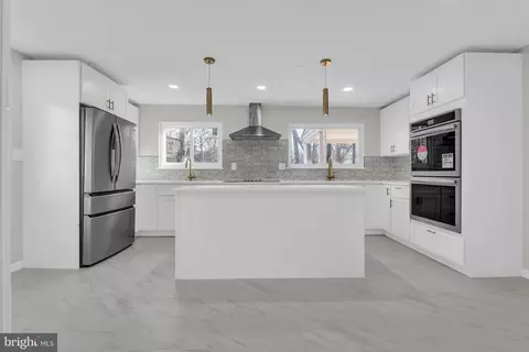 616 Hyde Rd, Silver Spring, MD 20902 photo 9