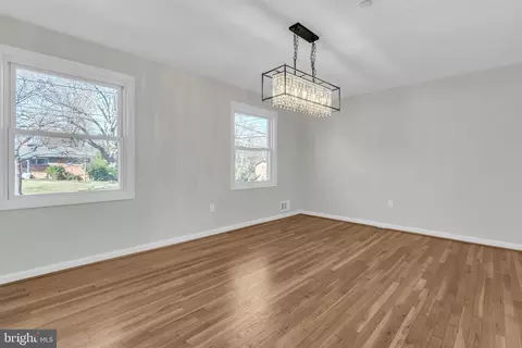 616 Hyde Rd, Silver Spring, MD 20902 photo 7