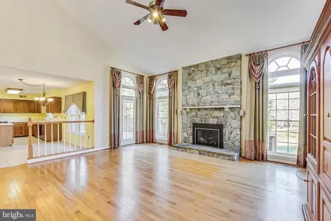 Living - 14008 Wagon Way, Silver Spring, MD 20906 photo 6 of 9