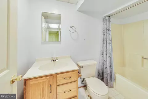 Bath - 14008 Wagon Way, Silver Spring, MD 20906 photo 6 of 8