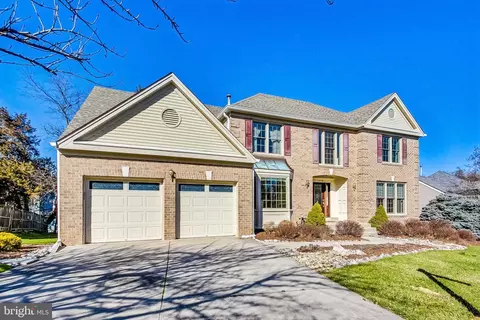 Exterior - 14008 Wagon Way, Silver Spring, MD 20906 photo 3 of 15