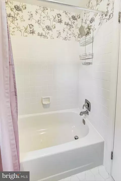 Bath - 14008 Wagon Way, Silver Spring, MD 20906 photo 5 of 8