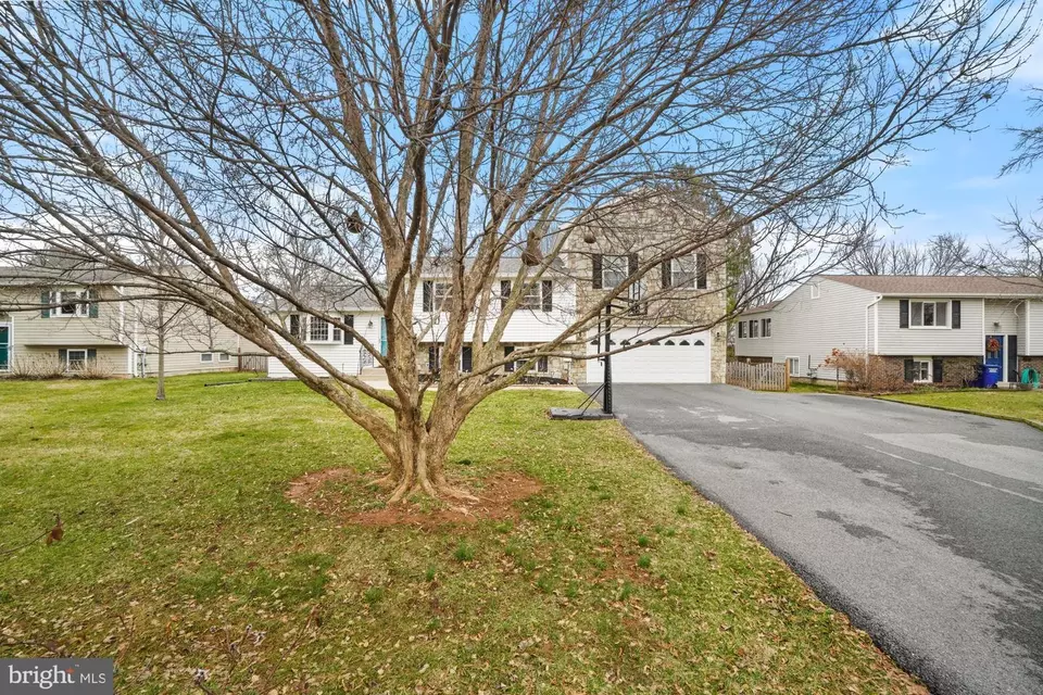  17313 Whitaker Rd, Poolesville, MD 20837 photo 4