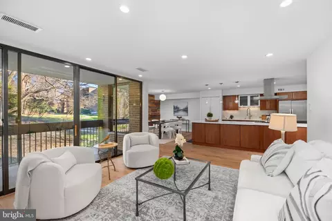 4952 Sentinel Dr #8-203, Bethesda, MD 20816