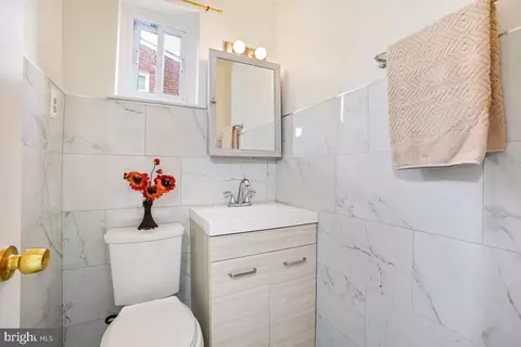 Bath - 12815 Bluhill Rd, Silver Spring, MD 20906 photo 1 of 4