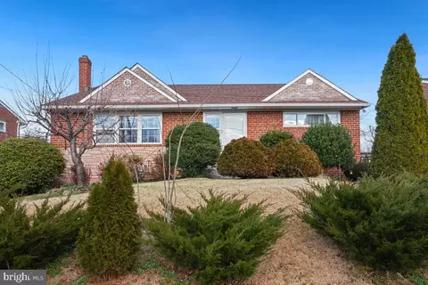 12815 Bluhill Rd, Silver Spring, MD 20906