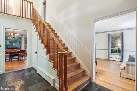 Entry Way - 1117 Notley Rd, Silver Spring, MD 20904 photo 2 of 7