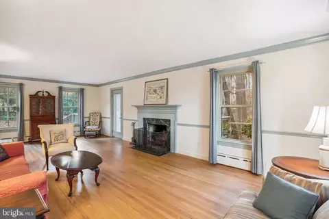 Living - 1117 Notley Rd, Silver Spring, MD 20904 photo 2 of 9