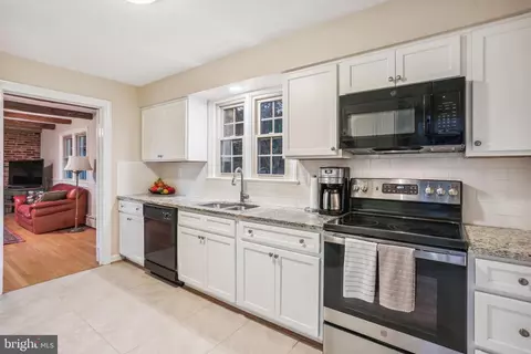 Kitchen - 1117 Notley Rd, Silver Spring, MD 20904 photo 2 of 4
