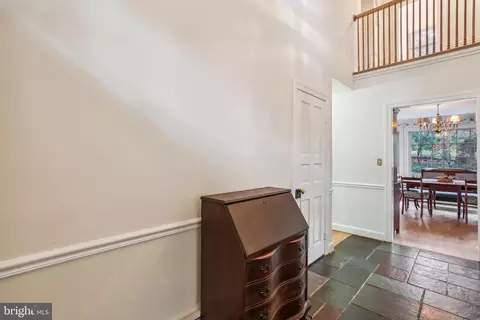Entry Way - 1117 Notley Rd, Silver Spring, MD 20904 photo 3 of 7