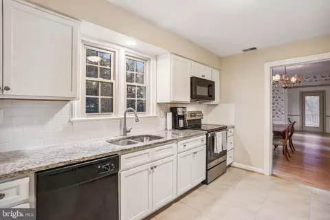 Kitchen - 1117 Notley Rd, Silver Spring, MD 20904 photo 4 of 4