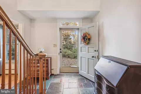 Entry Way - 1117 Notley Rd, Silver Spring, MD 20904 photo 1 of 7