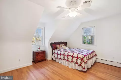 Bedroom - 1117 Notley Rd, Silver Spring, MD 20904 photo 5 of 7