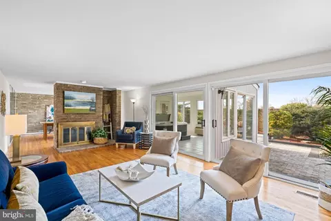 19156 Roman Way, Montgomery Village, MD 20886
