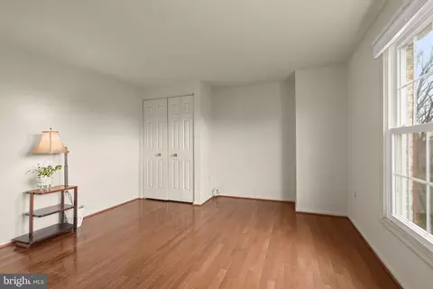 Bedroom - 14912 Village Gate Dr, Silver Spring, MD 20906 photo 3 of 5