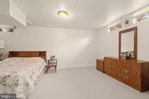 Bedroom - 14912 Village Gate Dr, Silver Spring, MD 20906 photo 5 of 5