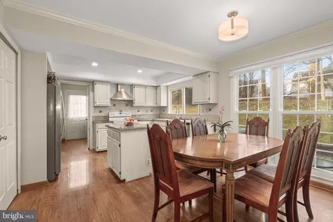 Dining - 14912 Village Gate Dr, Silver Spring, MD 20906 photo 4 of 5