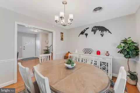 Dining - 14700 Claude Ln, Silver Spring, MD 20905 photo 2 of 3
