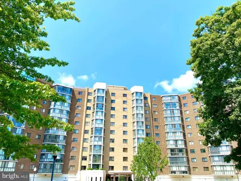 15115 Interlachen Dr #3-418, Silver Spring, MD 20906