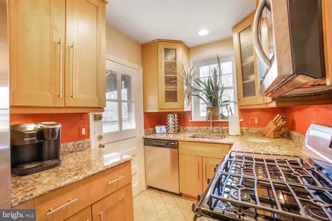 Kitchen - 1201 Forest Glen Rd, Silver Spring, MD 20901 photo 5 of 6
