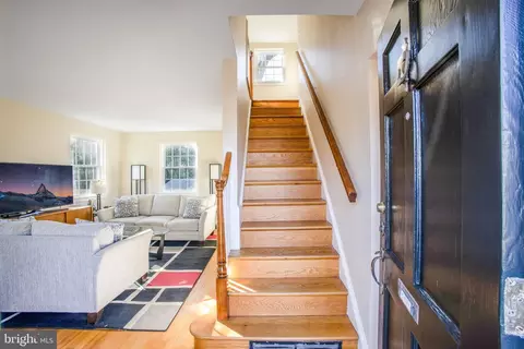 Entry Way - 1201 Forest Glen Rd, Silver Spring, MD 20901 photo 2 of 4
