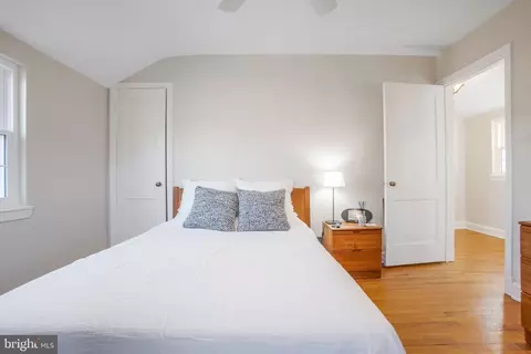 Bedroom - 1201 Forest Glen Rd, Silver Spring, MD 20901 photo 2 of 3