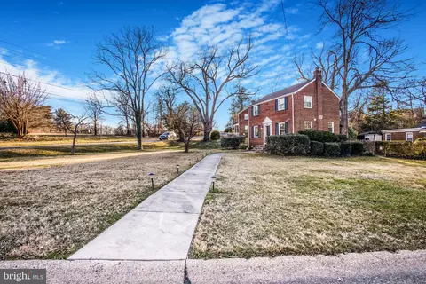 Exterior - 1201 Forest Glen Rd, Silver Spring, MD 20901 photo 4 of 11
