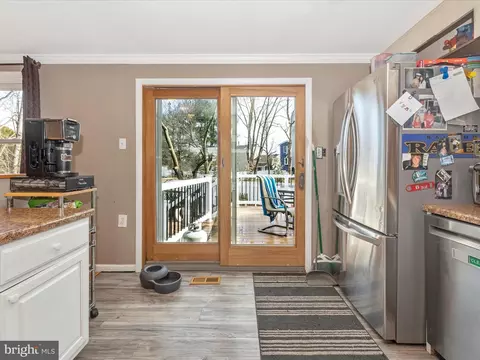 Kitchen - 19017 Wootton Ave, Poolesville, MD 20837 photo 2 of 6