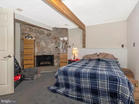 Bedroom - 19017 Wootton Ave, Poolesville, MD 20837 photo 10 of 10