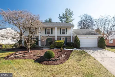 12832 Huntsman Way, Potomac, MD 20854