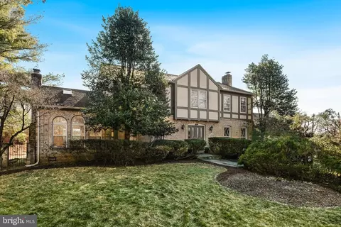 7308 Old Stage Rd, North Bethesda, MD 20852