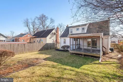 Exterior - 704 Buckingham Dr, Silver Spring, MD 20901 photo 4 of 7