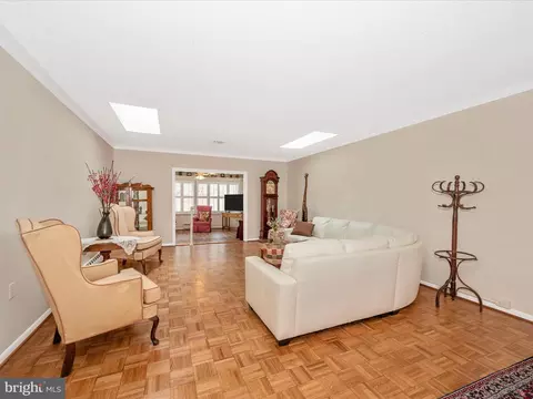 Living - 3603 Tarkington Ln #61 B, Silver Spring, MD 20906 photo 9 of 17