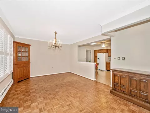 Living - 3603 Tarkington Ln #61 B, Silver Spring, MD 20906 photo 14 of 17
