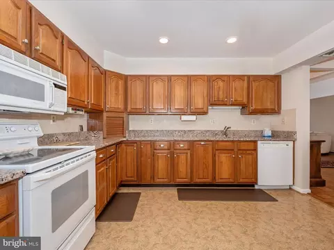 Kitchen - 3603 Tarkington Ln #61 B, Silver Spring, MD 20906 photo 6 of 7