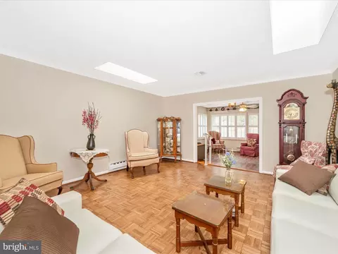 Living - 3603 Tarkington Ln #61 B, Silver Spring, MD 20906 photo 7 of 17