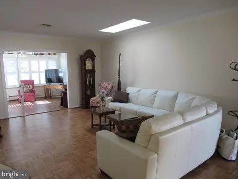 Living - 3603 Tarkington Ln #61 B, Silver Spring, MD 20906 photo 1 of 17