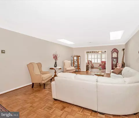 Living - 3603 Tarkington Ln #61 B, Silver Spring, MD 20906 photo 6 of 17