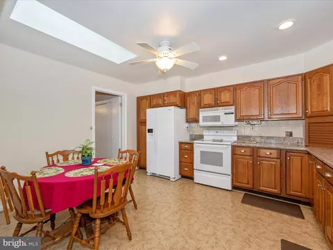Kitchen - 3603 Tarkington Ln #61 B, Silver Spring, MD 20906 photo 3 of 7