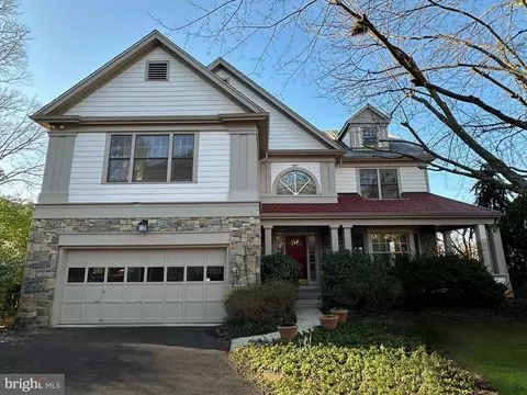 4309 Maryland Ave, Bethesda, MD 20816