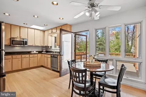 Dining - 8705 Postoak Rd, Potomac, MD 20854 photo 1 of 3