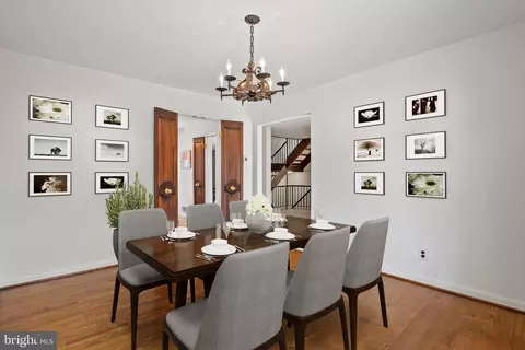Dining - 8705 Postoak Rd, Potomac, MD 20854 photo 2 of 3