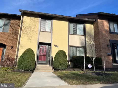 9639 Shadow Oak Dr, Montgomery Village, MD 20886