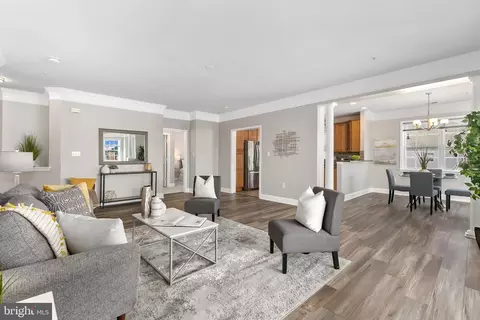 327 King Farm Blvd #310, Rockville, MD 20850